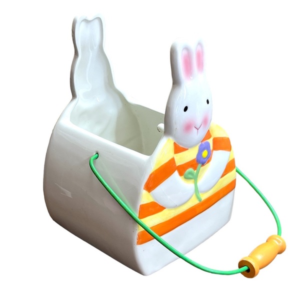 Palm Tree Easter Ceramic Easter Basket Easter Decor
Excellent Used Condition - Picture 7 of 9